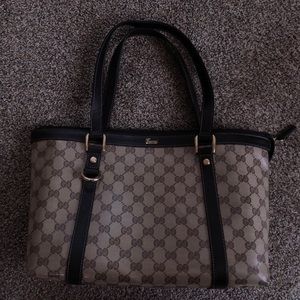 Authentic Gucci purse